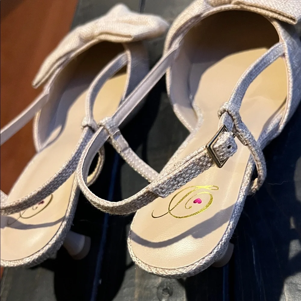 NWOB Elegant Beige Bow Slingback Heels - Picture 7 of 9